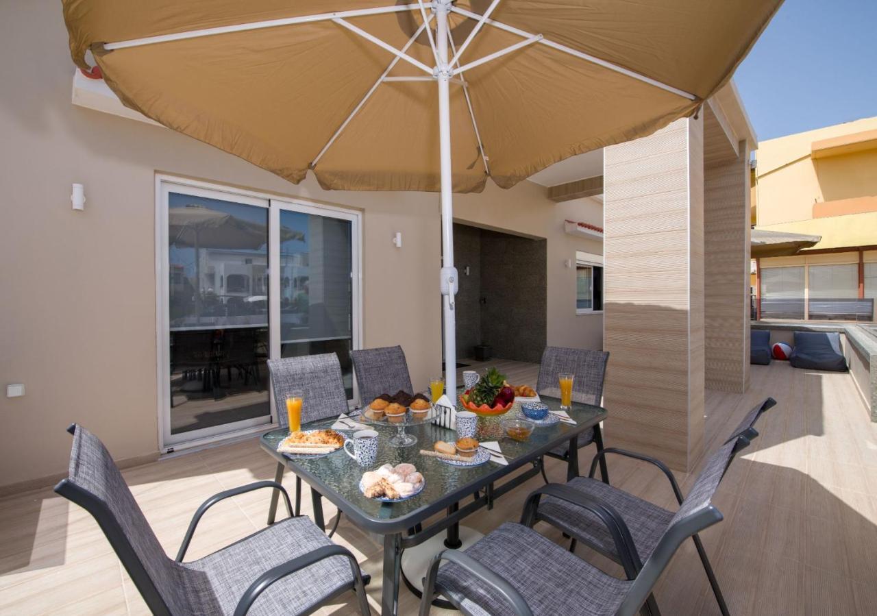 Luxury Villa Eva-Mari With Jacuzzi, 50M From The Beach Stalos Bagian luar foto