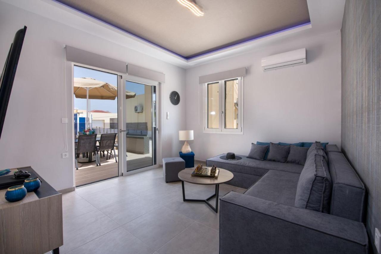 Luxury Villa Eva-Mari With Jacuzzi, 50M From The Beach Stalos Bagian luar foto