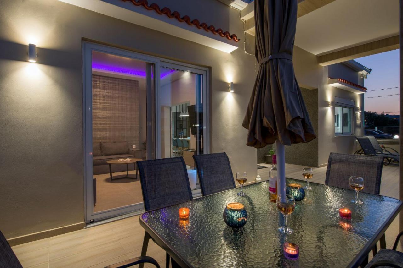 Luxury Villa Eva-Mari With Jacuzzi, 50M From The Beach Stalos Bagian luar foto